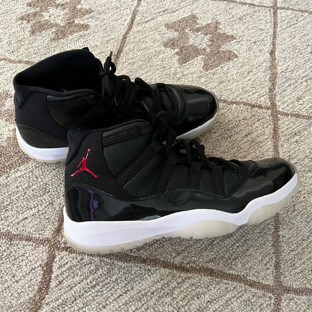 Air Jordan 11 Retro 72-10